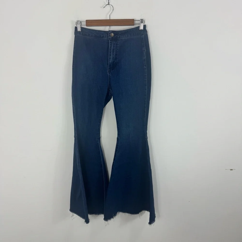 Free People Blue Flare Wide Leg Jeans Size 27 Short High Rise Denim